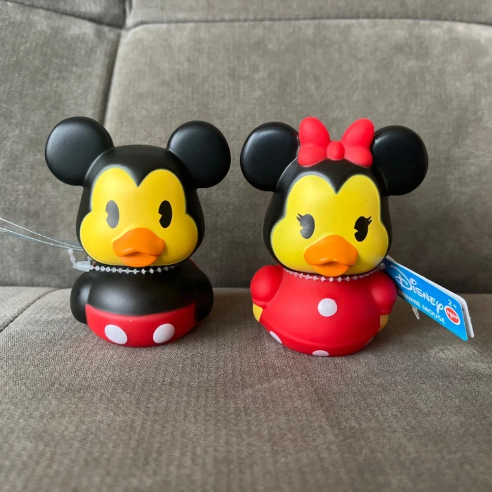 Mickey and Minnie Bathroom Accessories Bundle